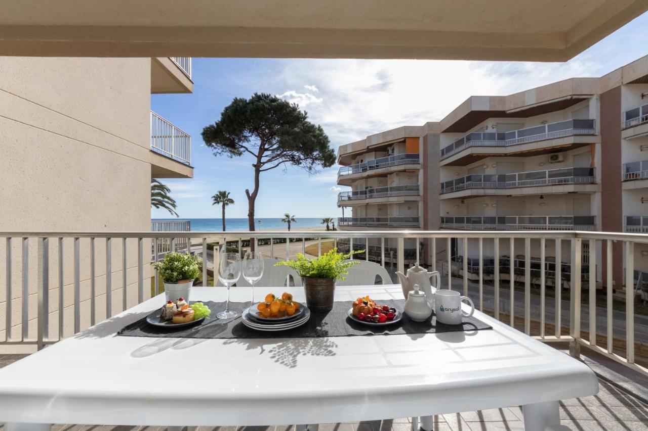 קמברילס Apartamentos Dms 5 Vilafortuny מראה חיצוני תמונה